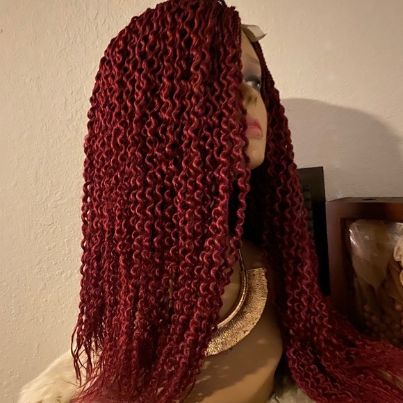 Braided wig - Picture 10 of 13